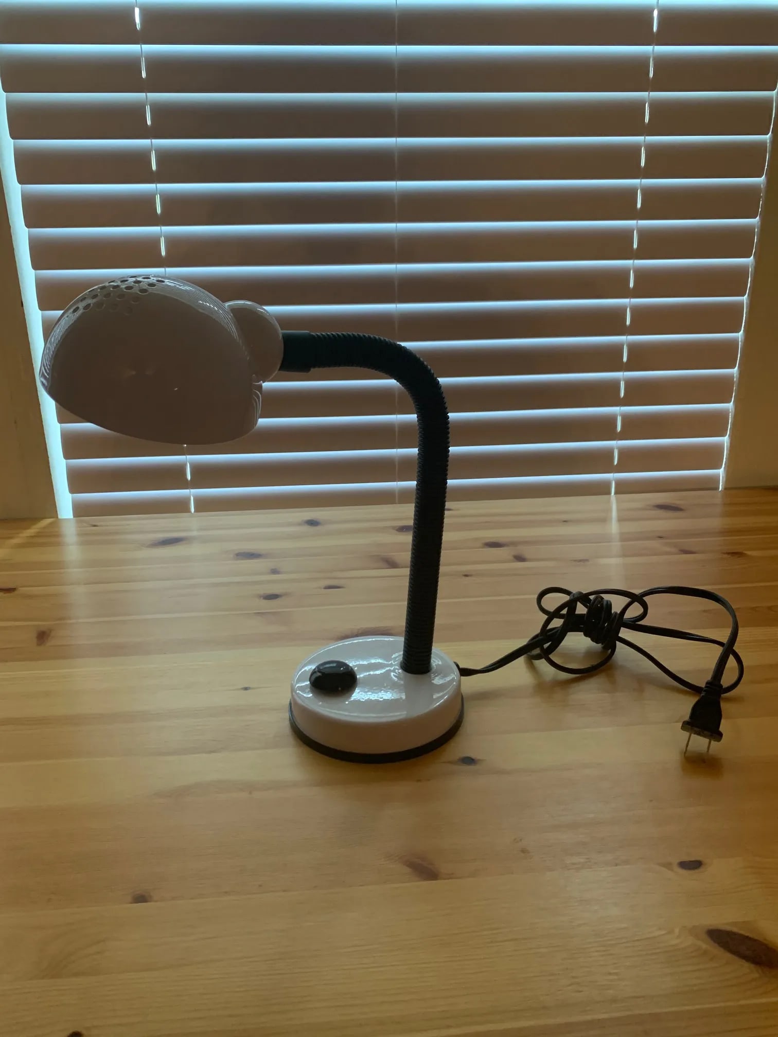 Modern Contemporary Gooseneck Desk Lamp - 12