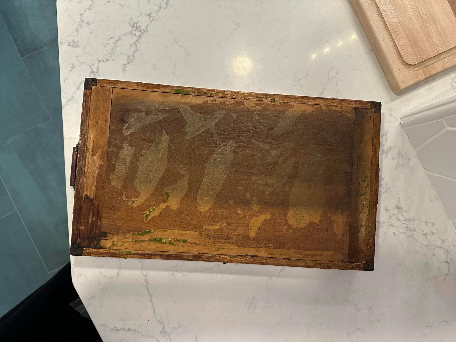 1930's Inlay Tray With Wood Handles and Removable Glass. - 2