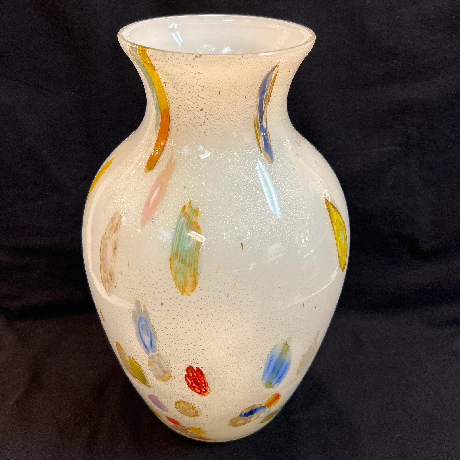 Italian Hand Blown Millefiori Vase With Silver Leaf Flecking - 2