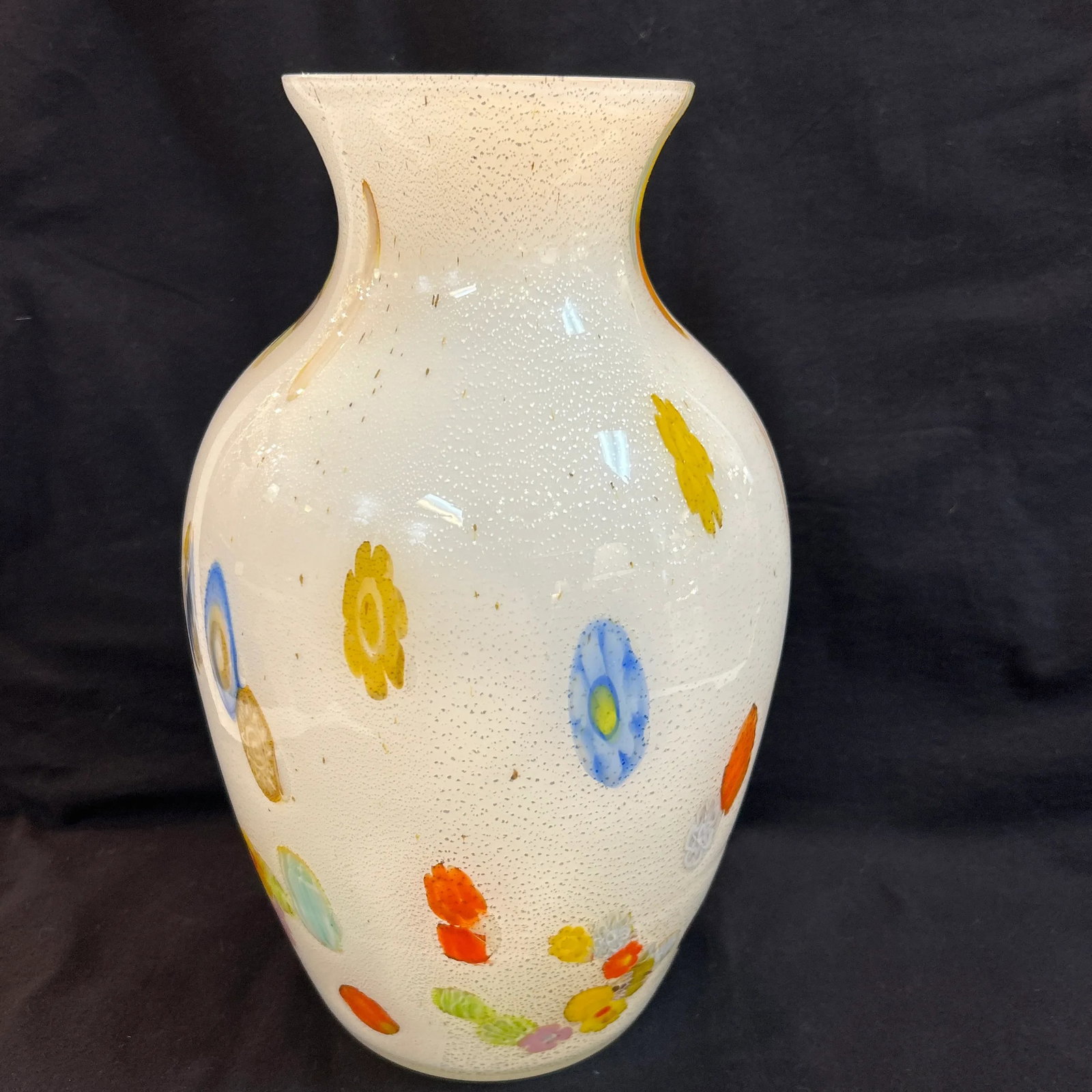 Italian Hand Blown Millefiori Vase With Silver Leaf Flecking - 5