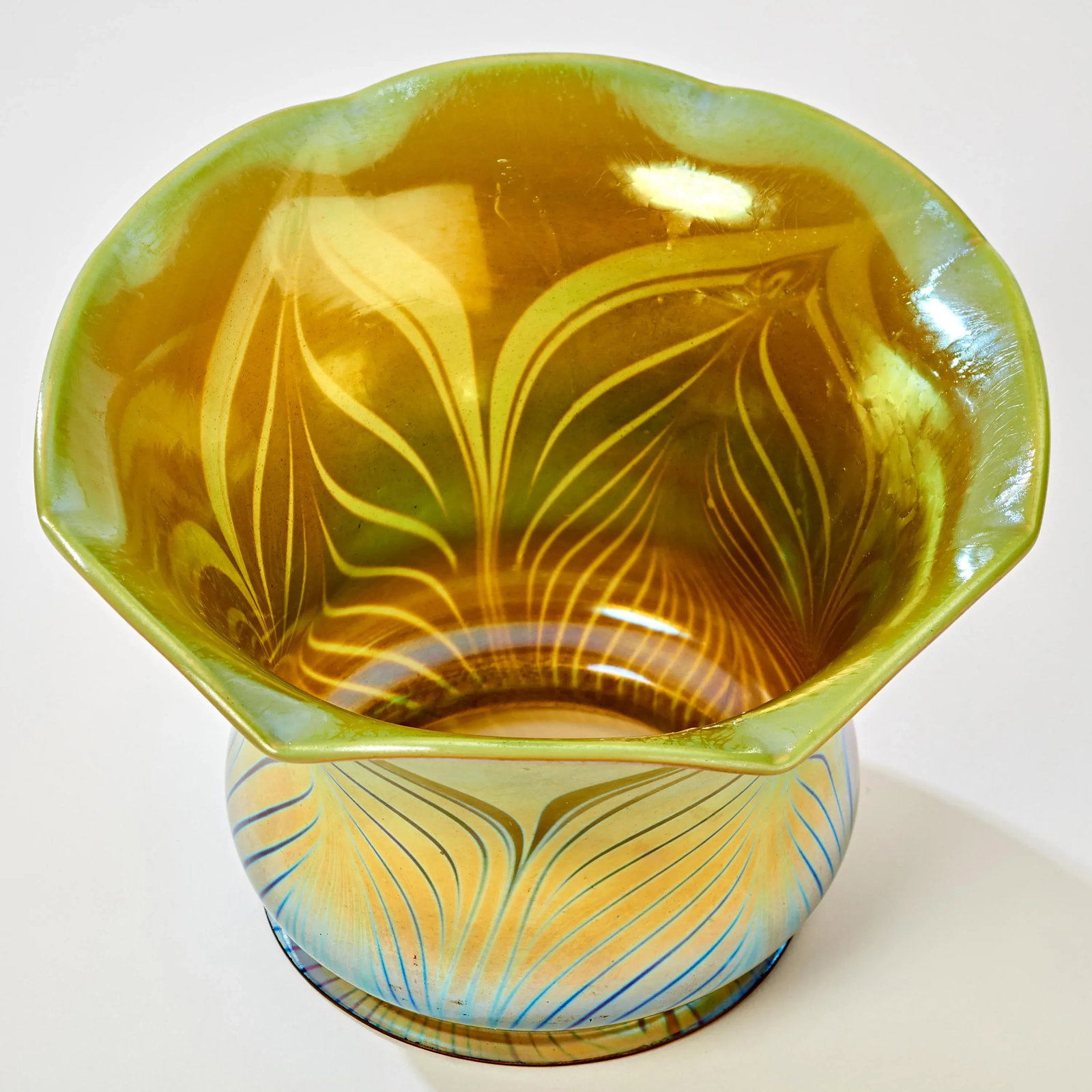 Set of 5 Vintage Art Deco Pulled Feather Design Glass Lamp Shades - 3