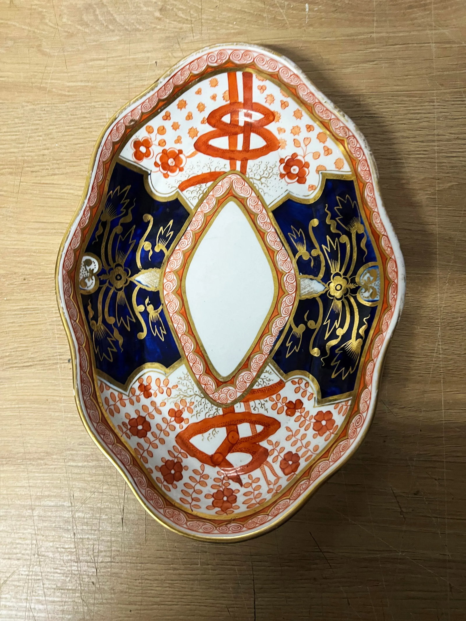 19th Century Spode Imari " Dollar" Pattern Oval Porcelain Plates- A Pair - 4