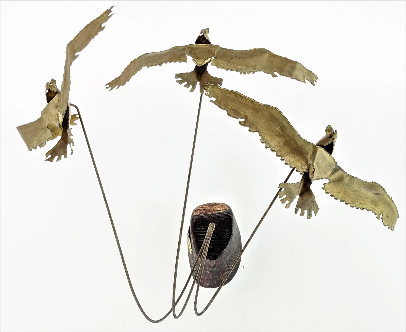 Flying Seagulls Brass Table Sculpture by Ratafia - 5