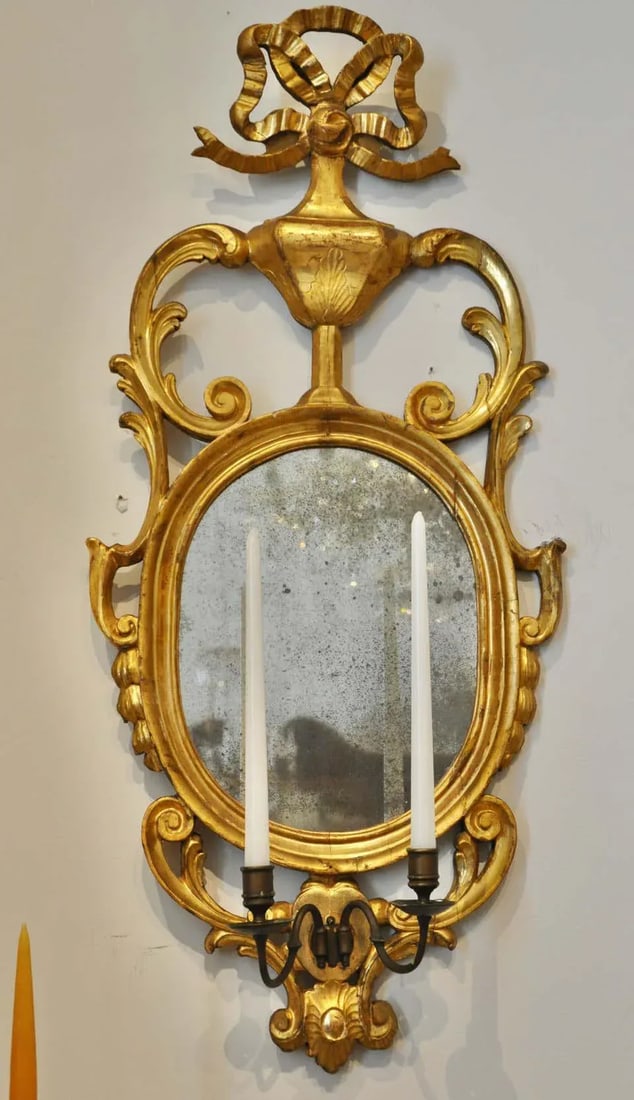 Early 19th Century Continental Neoclassical Giltwood Sconce Mirrors - a Pair - 2