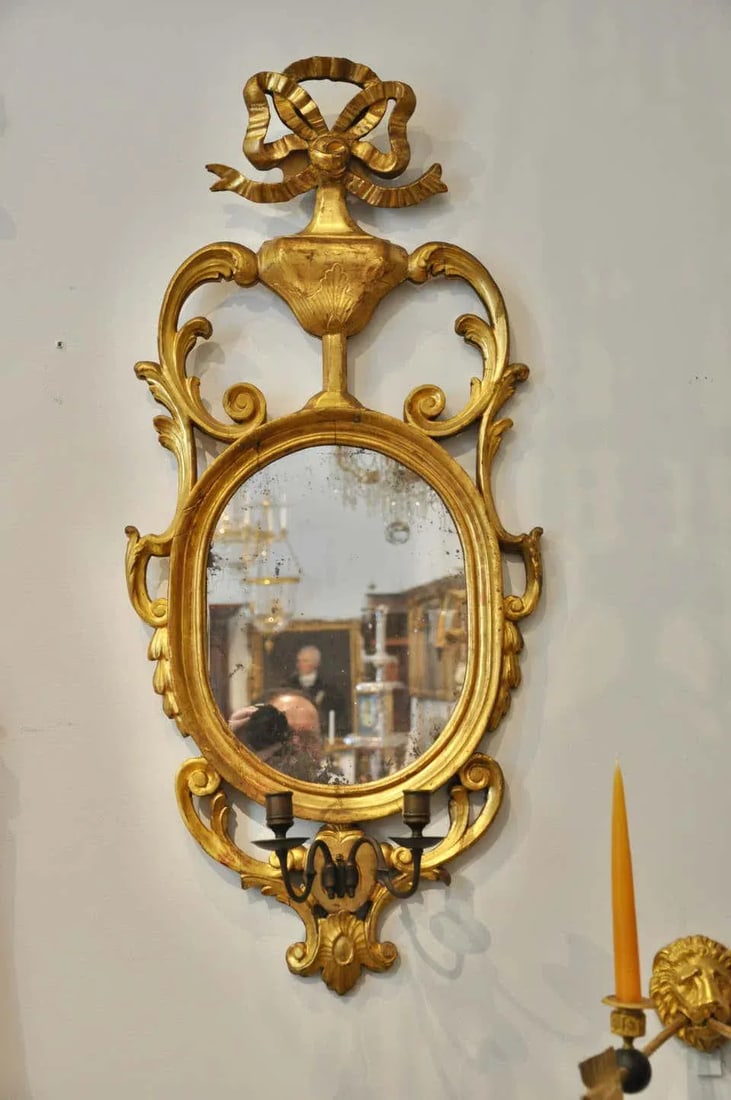 Early 19th Century Continental Neoclassical Giltwood Sconce Mirrors - a Pair - 3