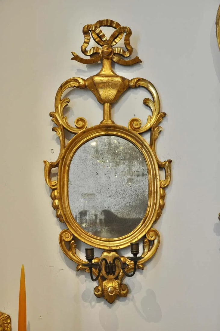 Early 19th Century Continental Neoclassical Giltwood Sconce Mirrors - a Pair - 4