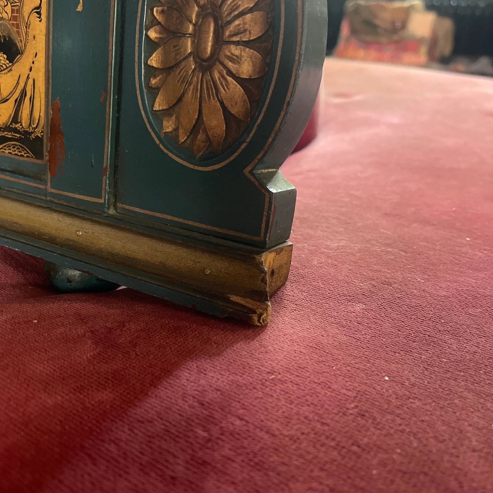 1970s Vintage Chinoiserie Overmantel Mirror With Two Shelves - 10
