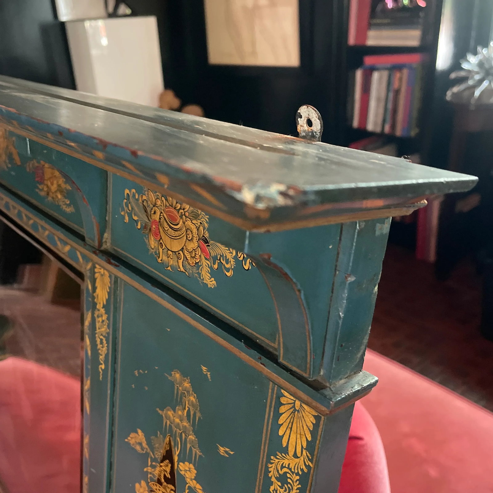 1970s Vintage Chinoiserie Overmantel Mirror With Two Shelves - 9