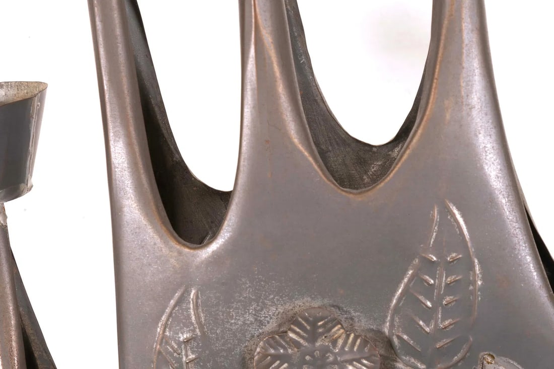 Modernist Gene Bryon Brutalist Hammered Tin Candelabra With Peace Dove & Flower Design, 1968 - 8
