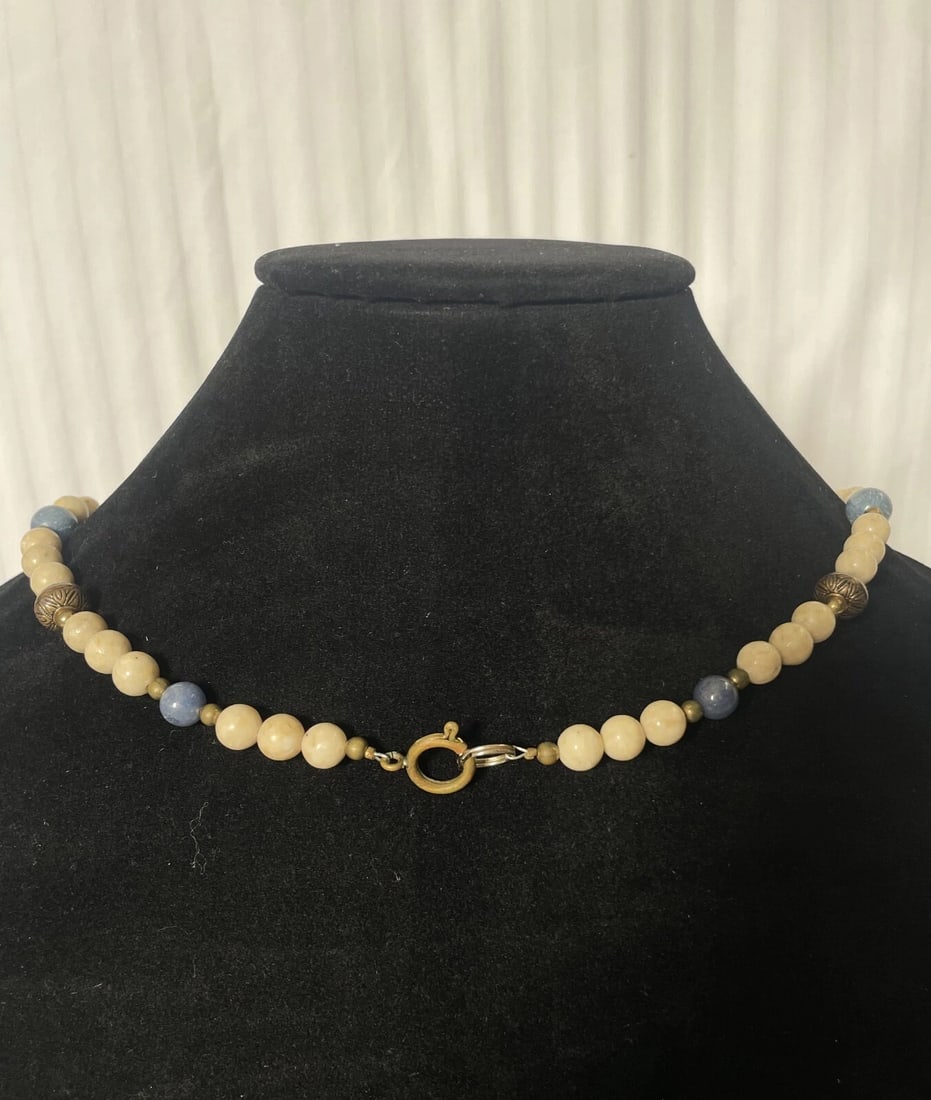 Early 20th Century Carved Jadite Beaded Necklace - 5