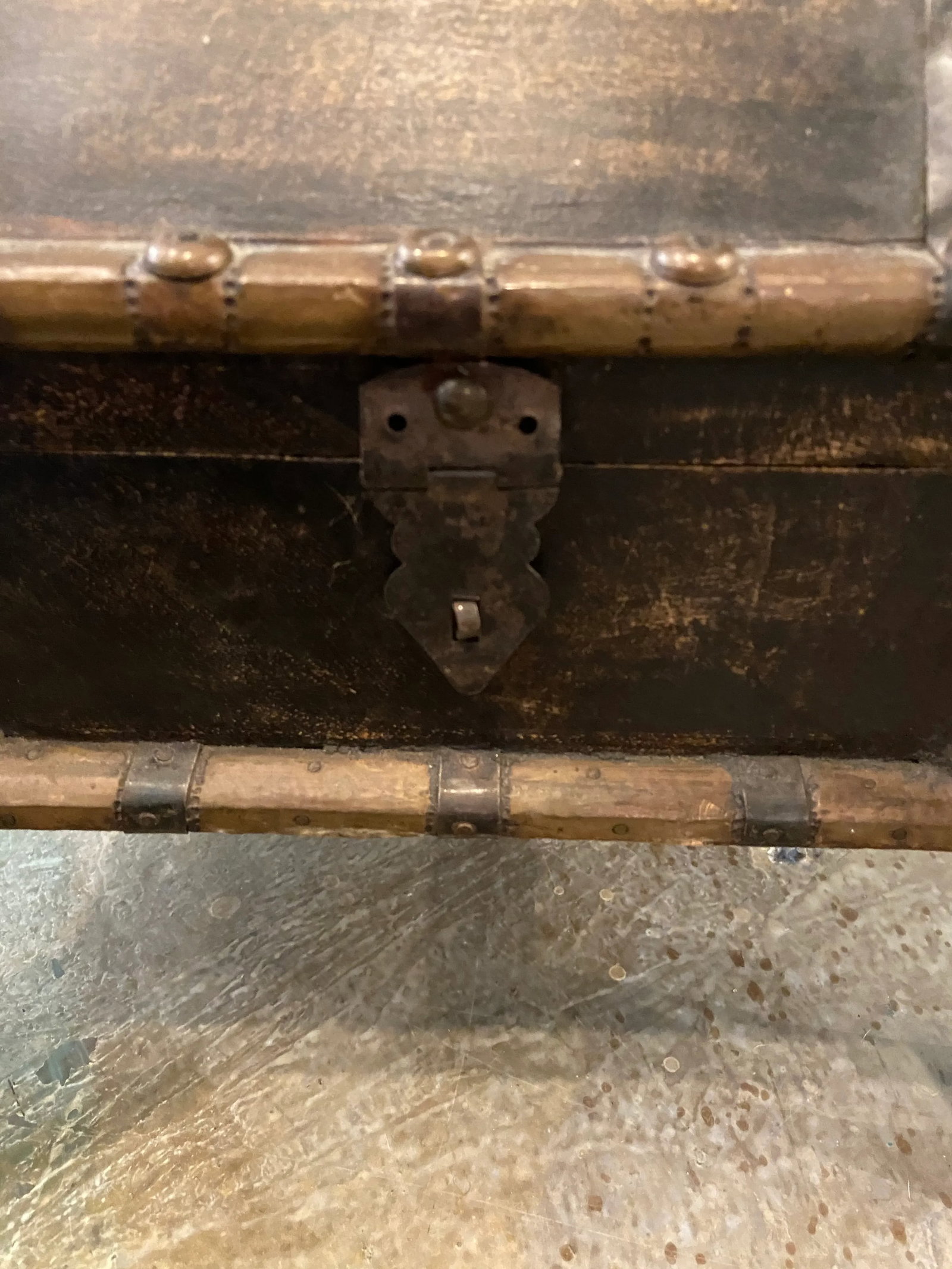 1920s Carved Wood Elephant Box - 7
