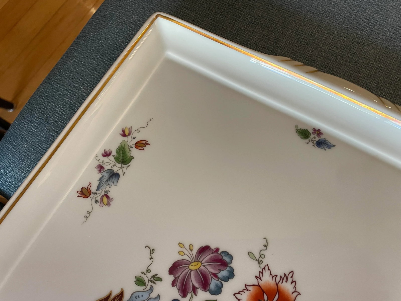 Vintage Richard Ginori Tray With Gilded Rim and Handles - 12