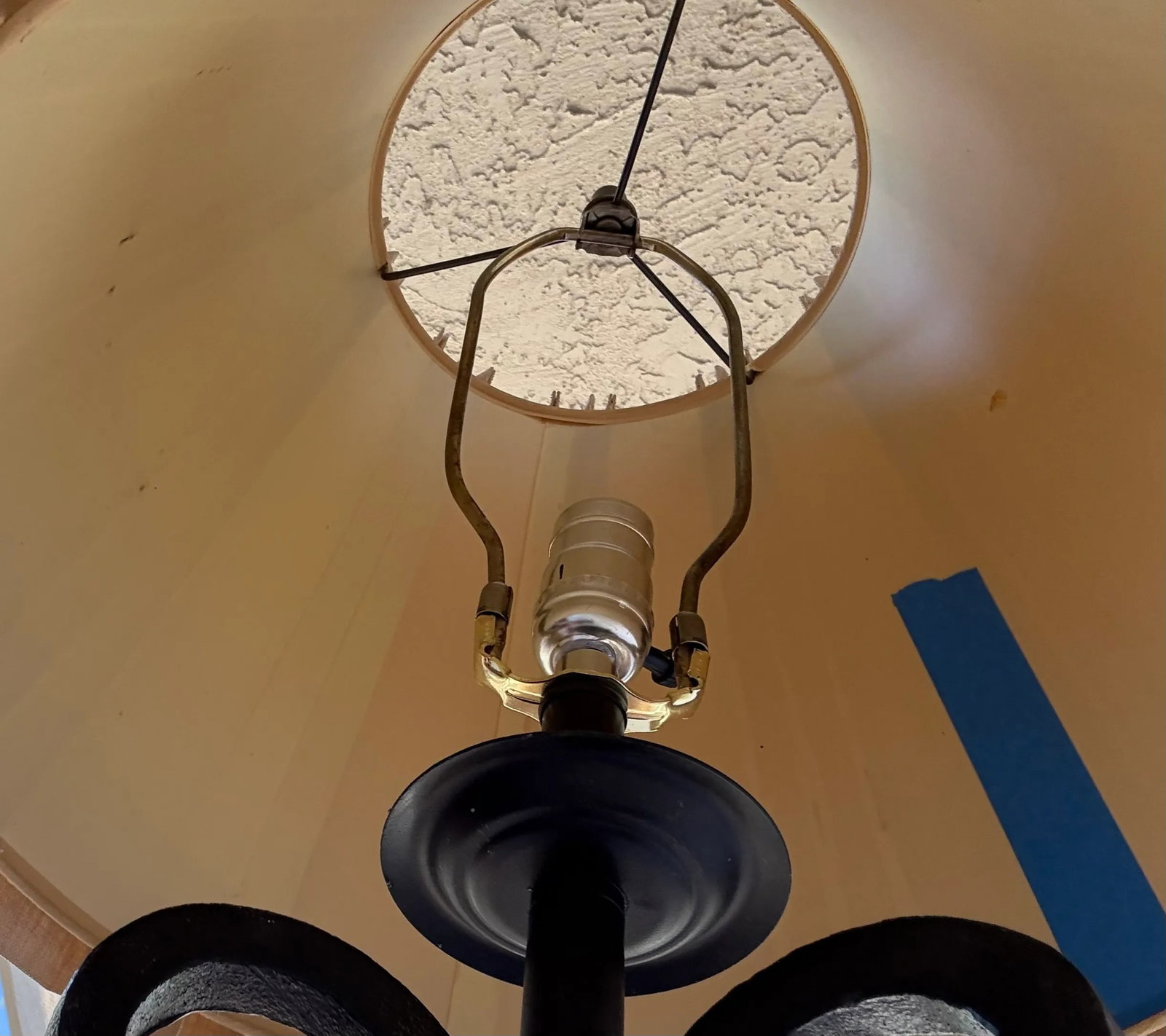 Late 20th Century Brutalist Wrought Iron Table Lamp With Shade - 10