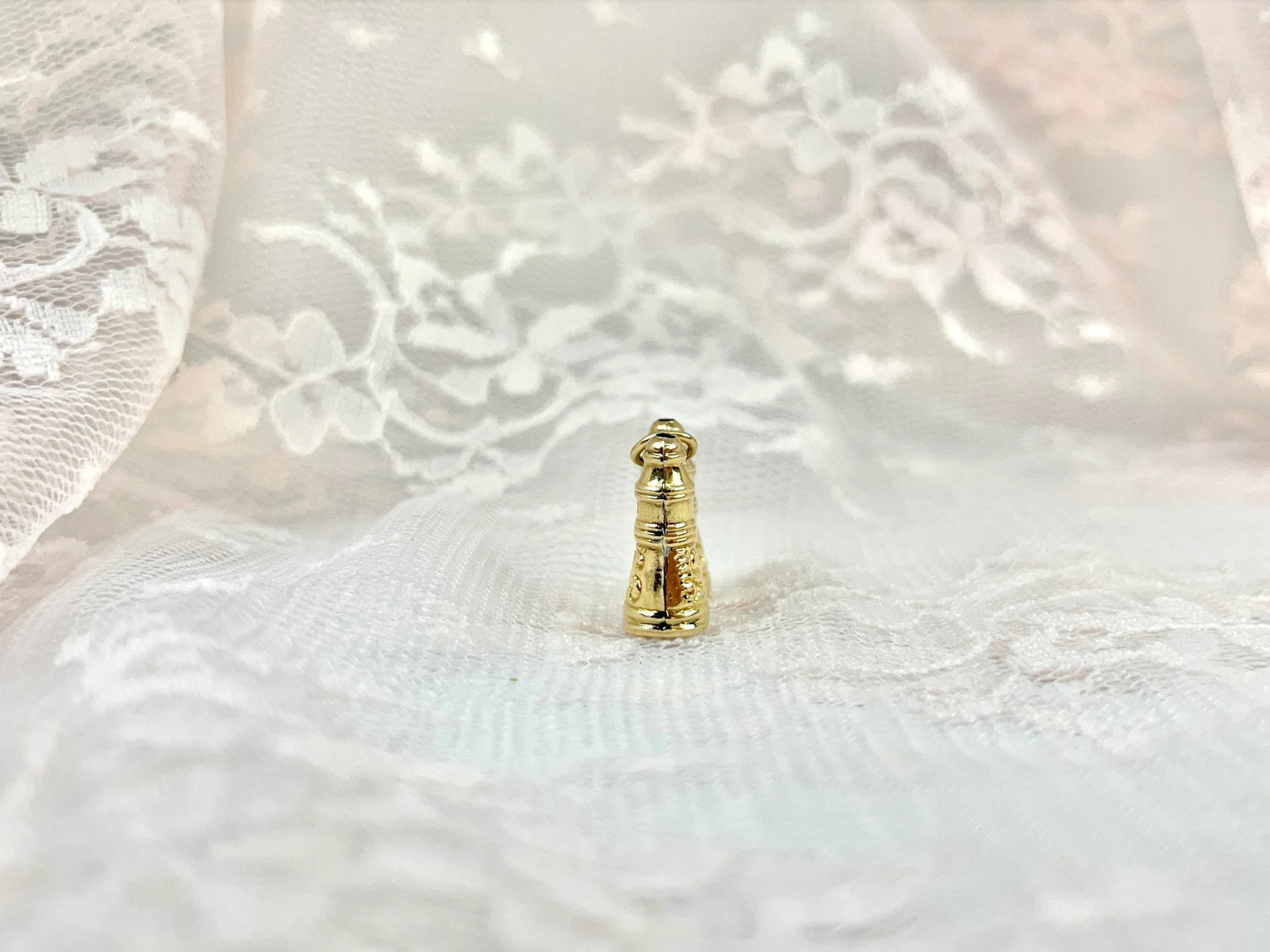 1960s Vintage Gold Binoculars Charm, 14k - 4