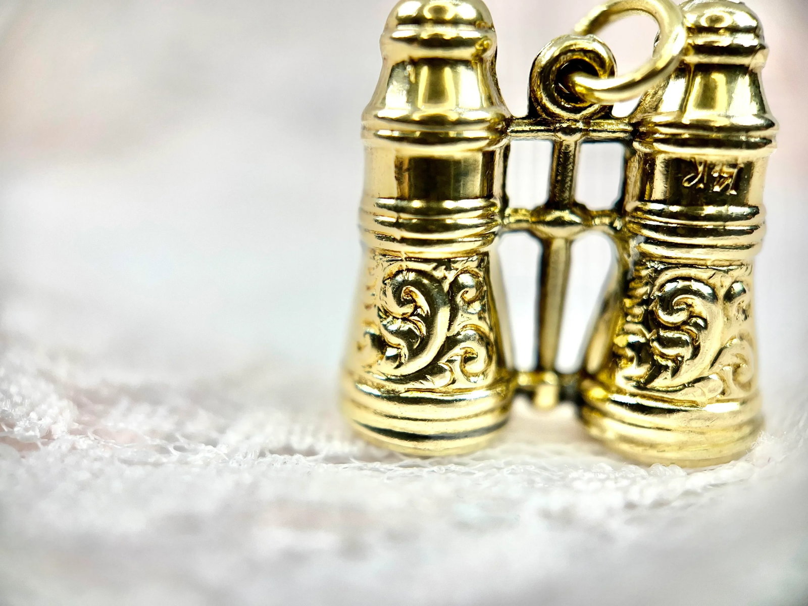 1960s Vintage Gold Binoculars Charm, 14k - 6