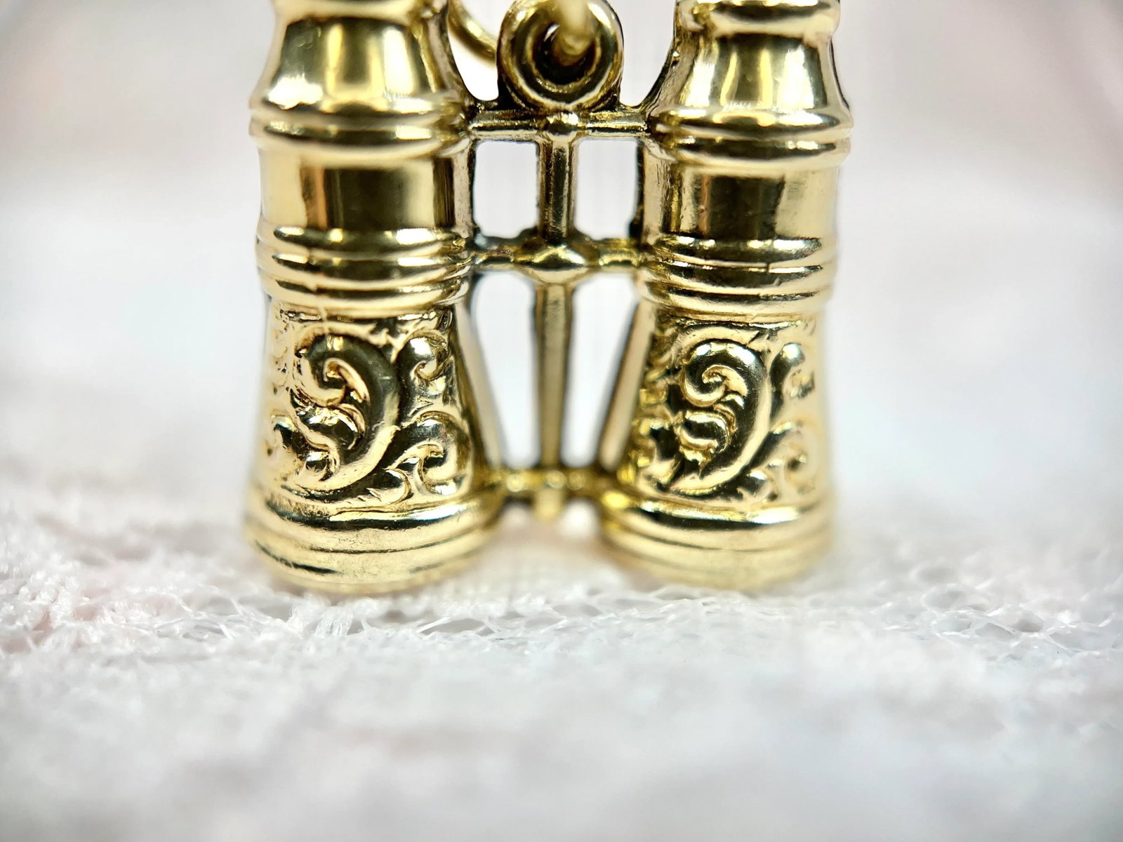 1960s Vintage Gold Binoculars Charm, 14k - 8