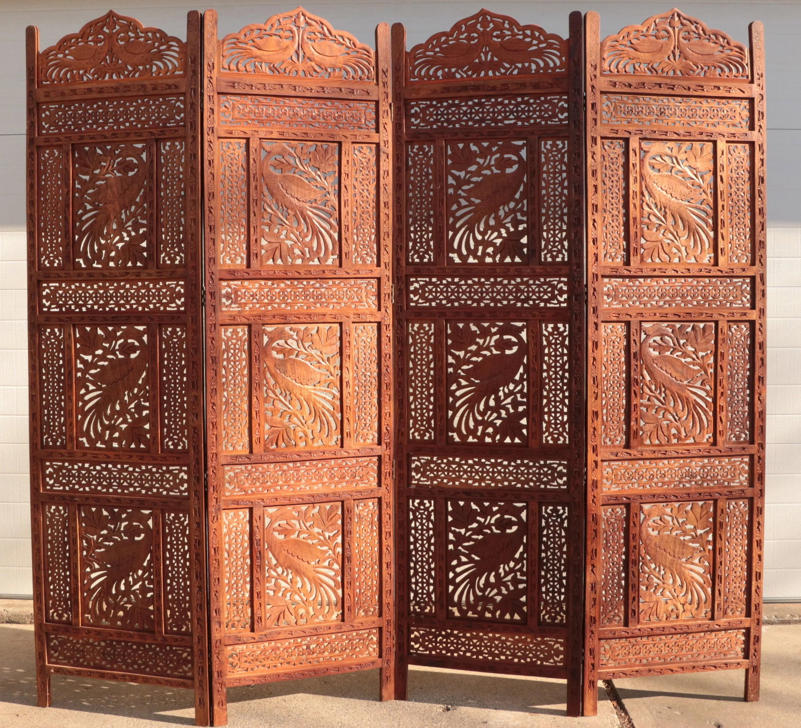 Late 20th Century Anglo-Indian Peacock Carved Teak 4-Panel Screen - 5