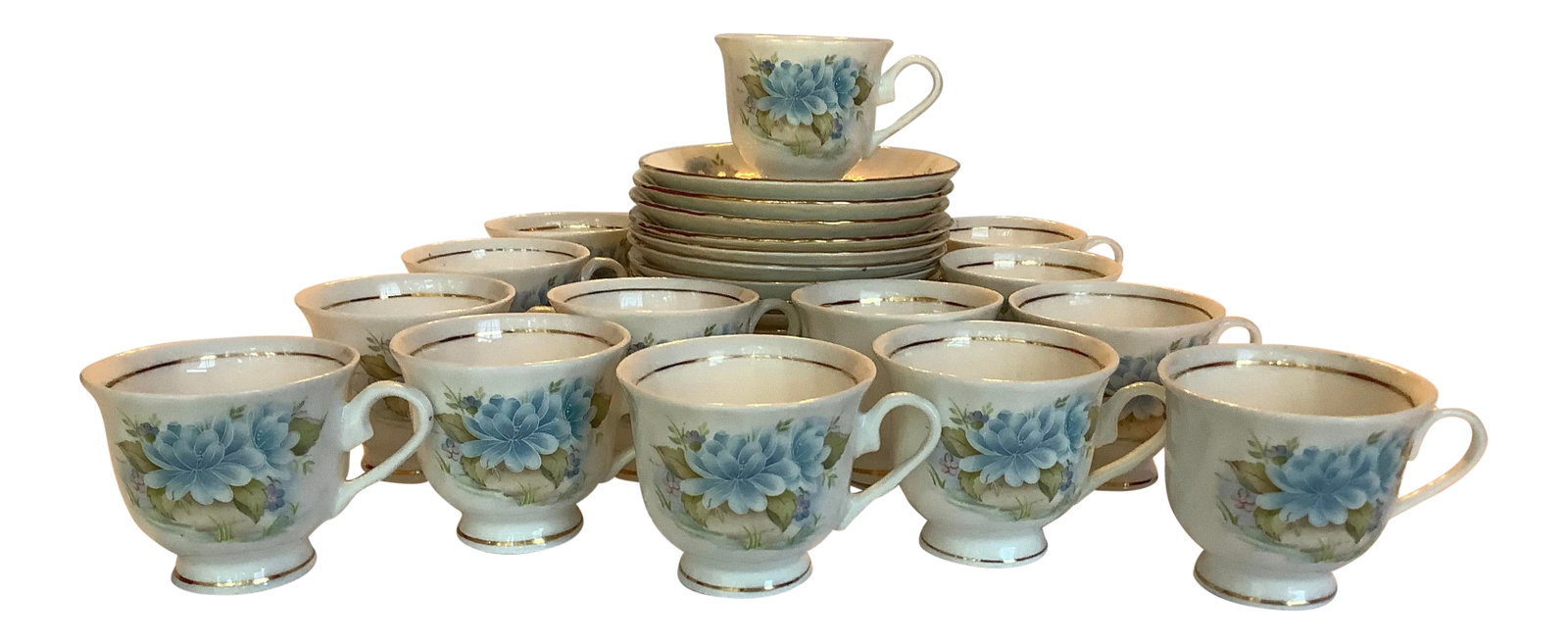 Vintage Hitkari China Blue and White Tea Cups & Saucers - Set of 14: The story of Hitkari Fine China began in India with two friends, an air pump & tool box. They worked repairing bicycles to build a business to support their families during the hardships of the