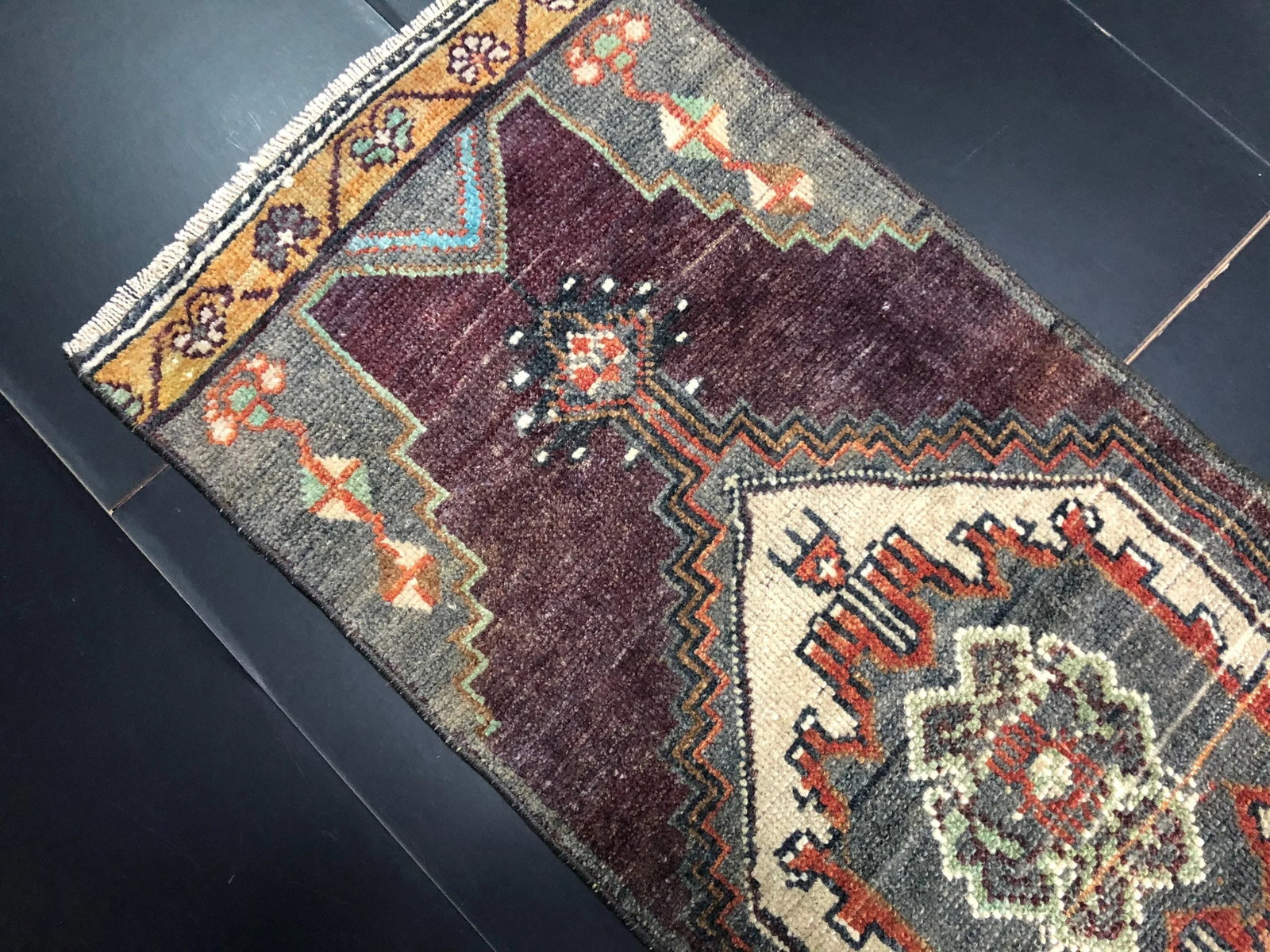 Vintage Traditional Turkish Handmade Red and Beige Small Rug - 3