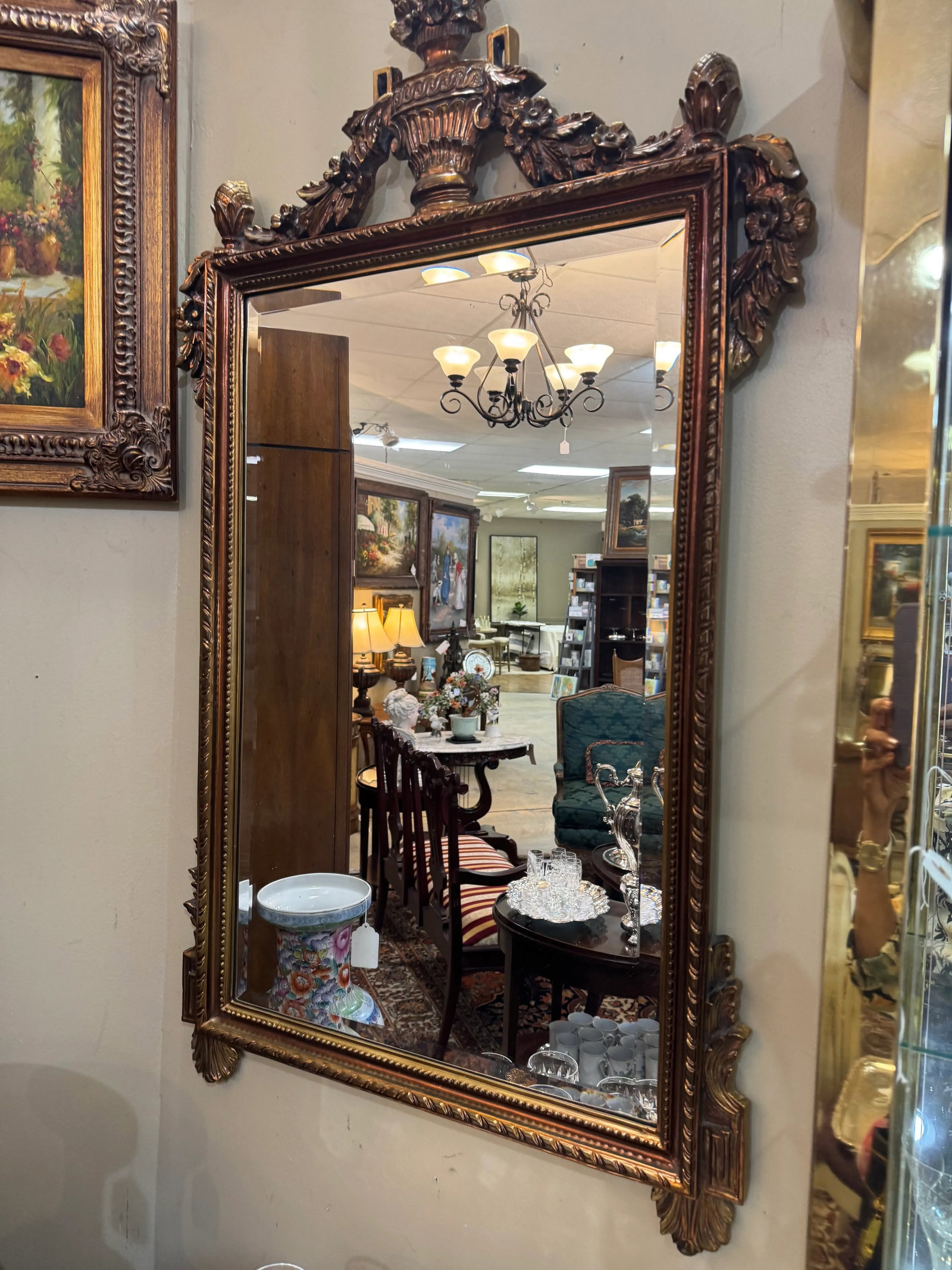 Vintage Carolina Mirror Company Giltwood Mirror in the Louis XV Style - 5