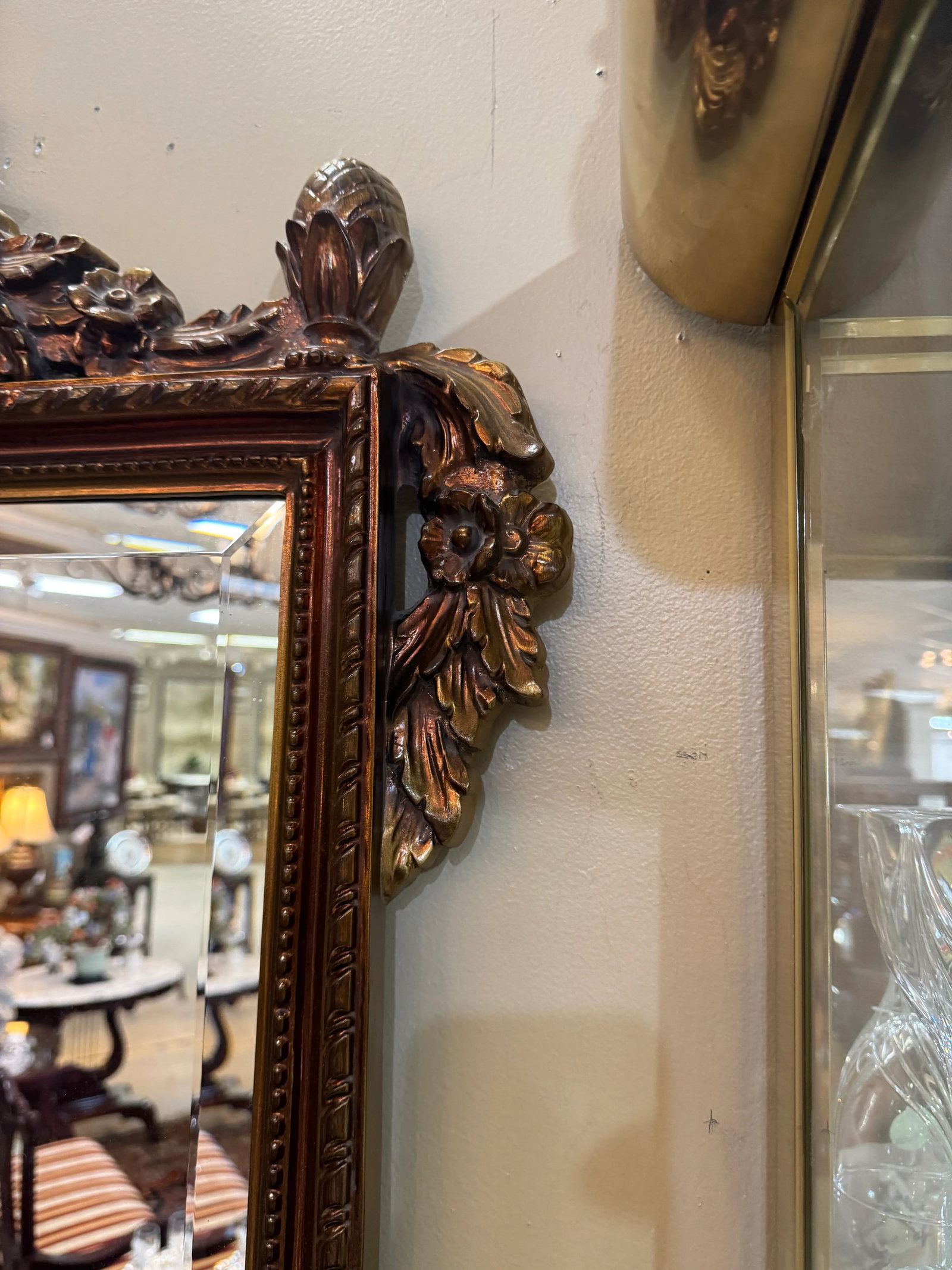Vintage Carolina Mirror Company Giltwood Mirror in the Louis XV Style - 7
