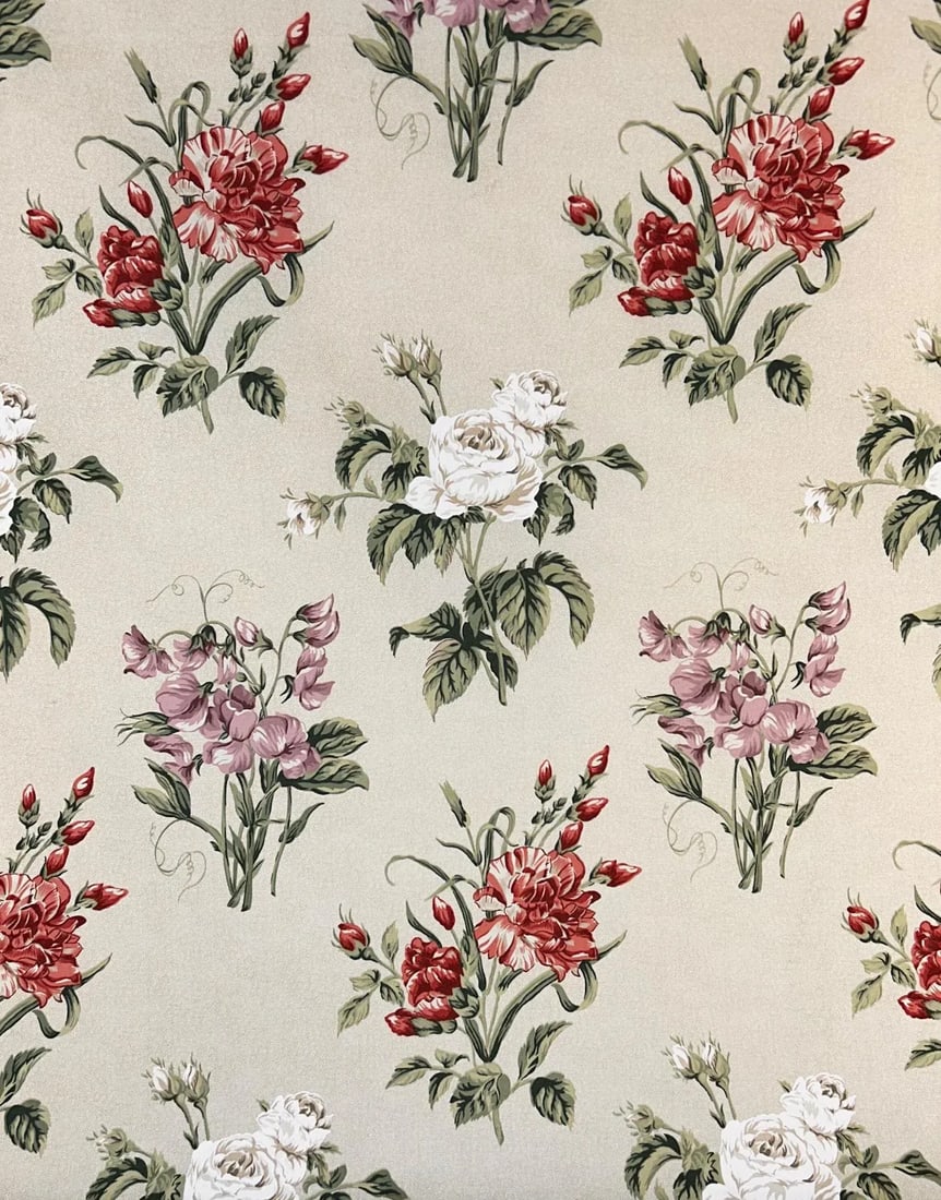 Scalamandre "Fleur Anglaise" Print- 43.5 Yards: A timeless English print with floating bouquets on a background of softly colored scrolling tendrils. The 14 screen design is printed on a multi-purpose cotton sheeting. BRAND: SCALAMANDRE DESIGN