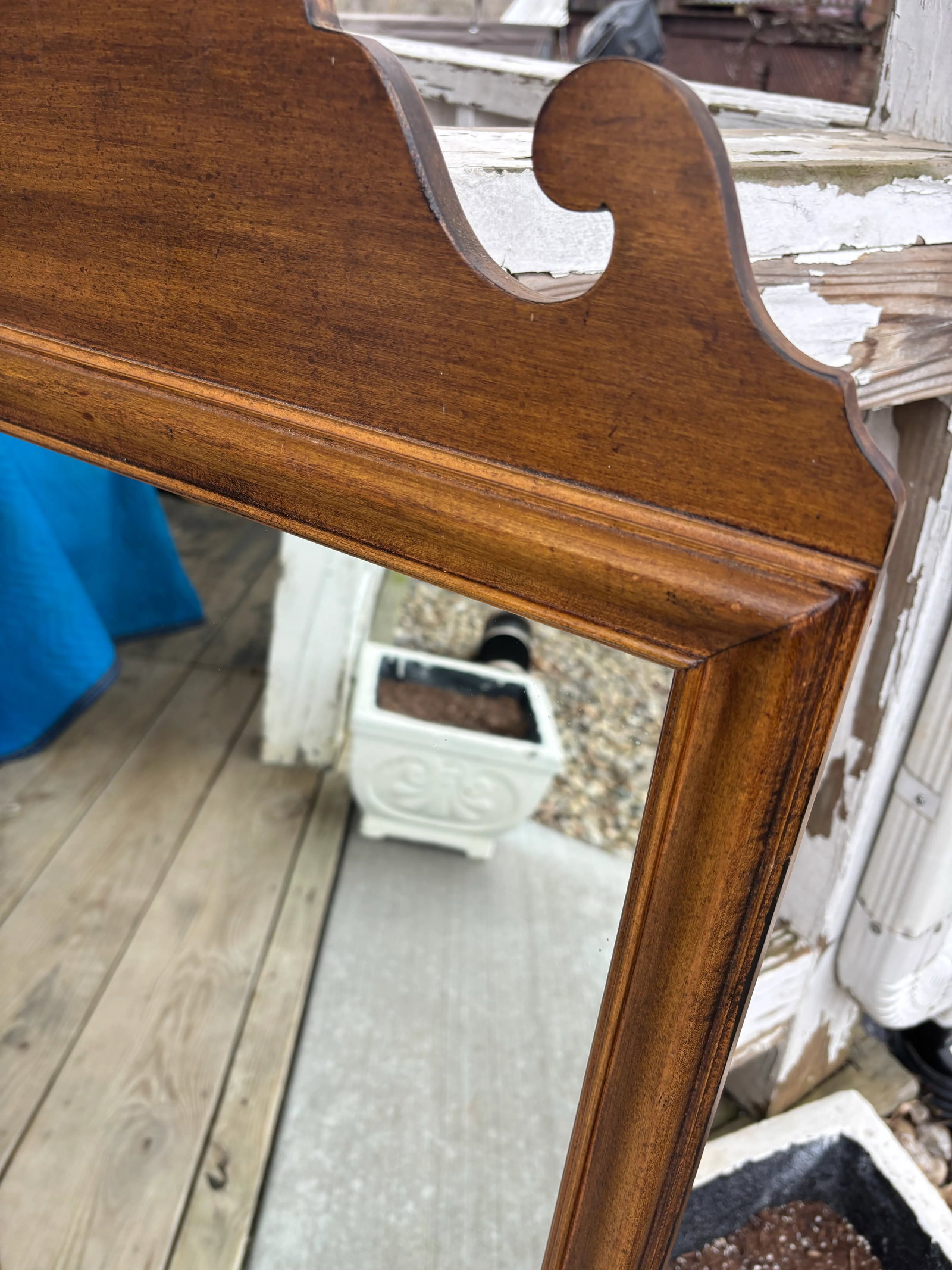 Vintage Ethan Allen Crested Nutmeg Maple Wall Mirror #18-9004 - 4