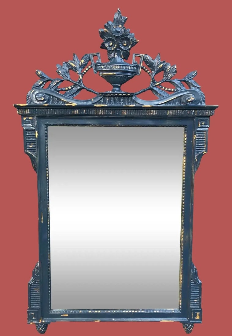 Newly Distressed Lacquered Vintage Italian Rococo Wall Mirror Mirror - 2