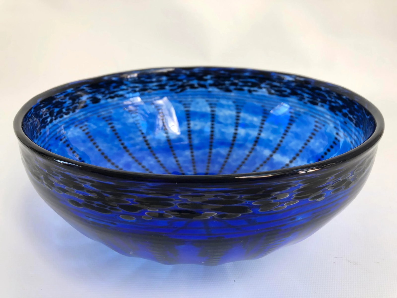 1980s Cobalt Art Glass Centerpiece Bowl by Ian Forbes, Signed - 2