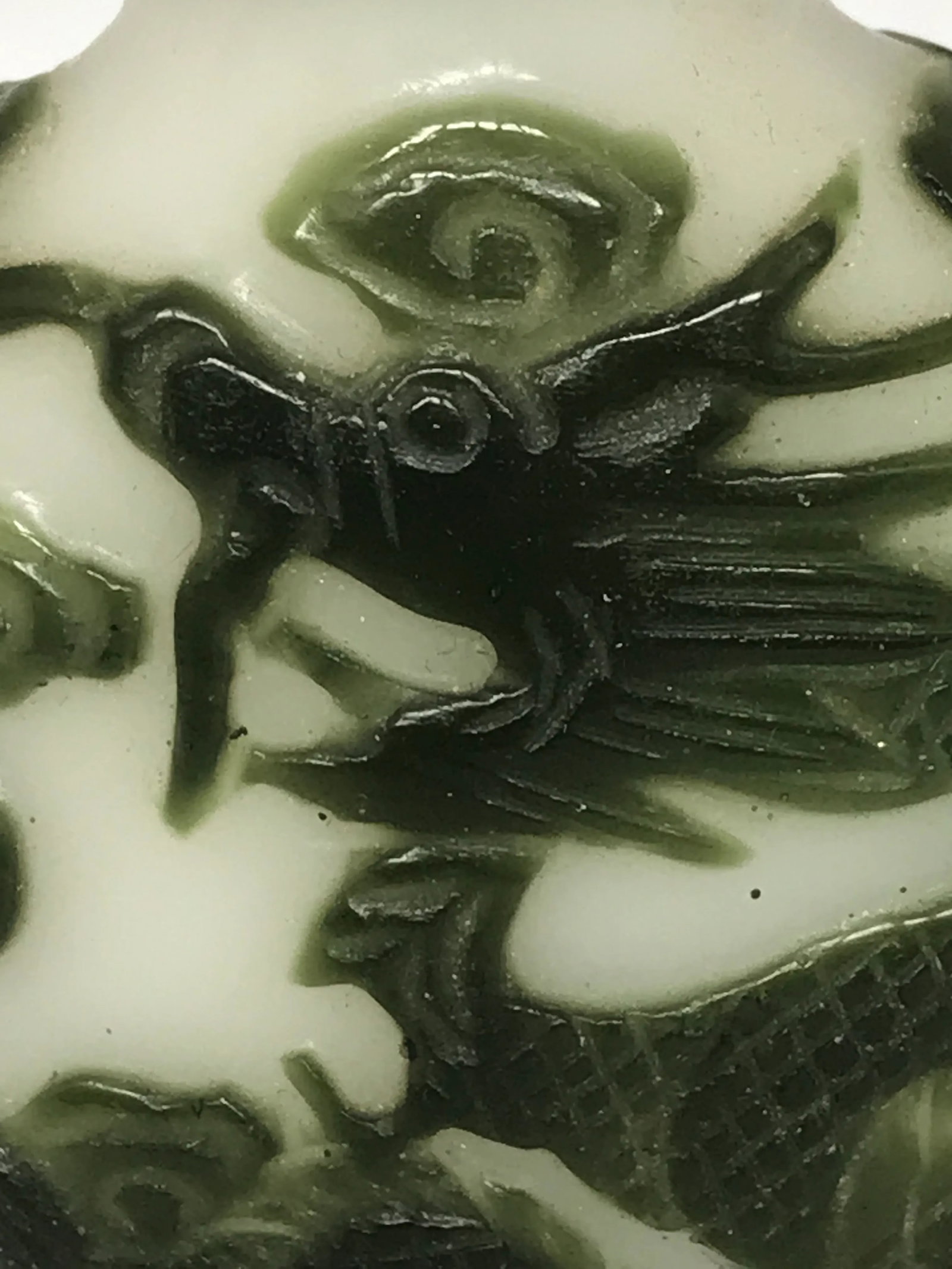 Antique Beijing Glass Snuff Bottle With Green Overlay of Dragons - 7