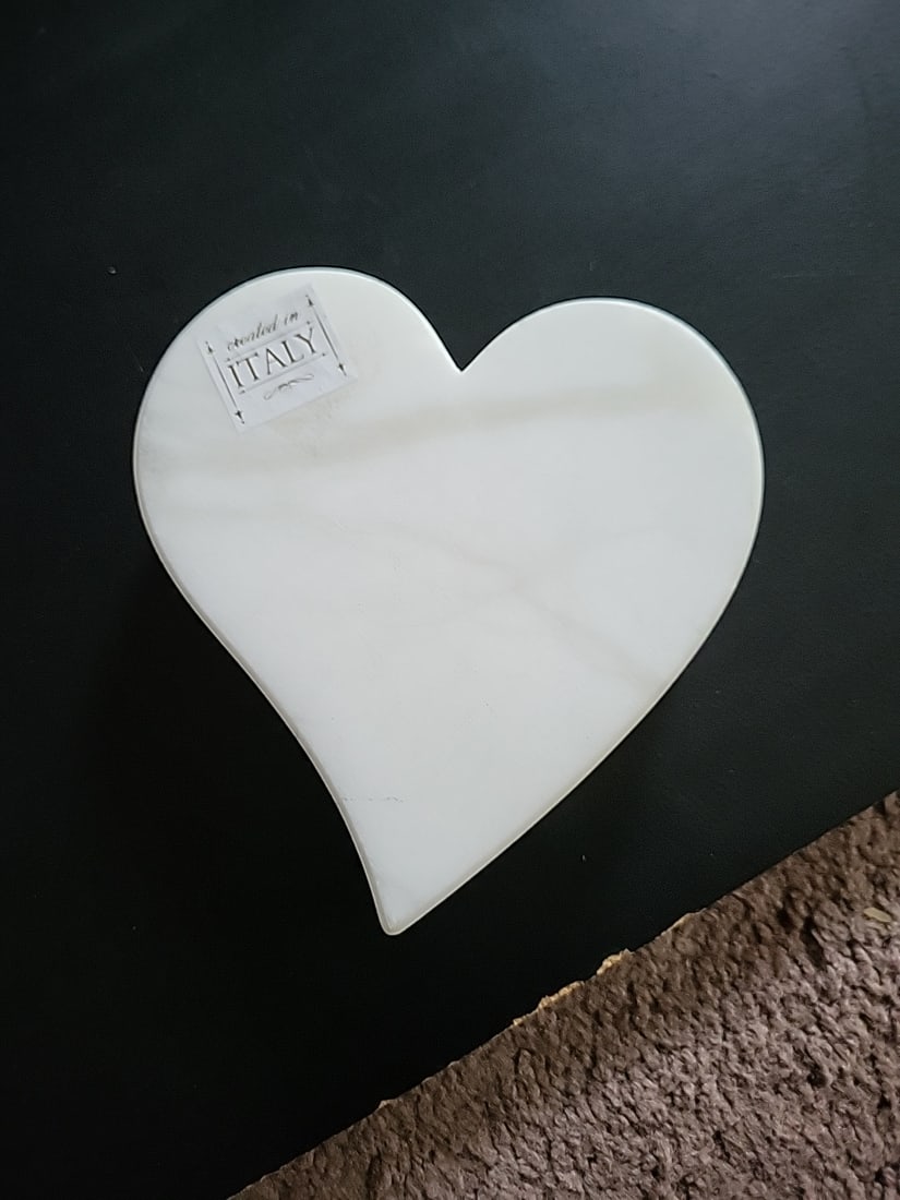 Vintage Ducceschi Alabaster Trinket Box Swivel-Top Heart - 6