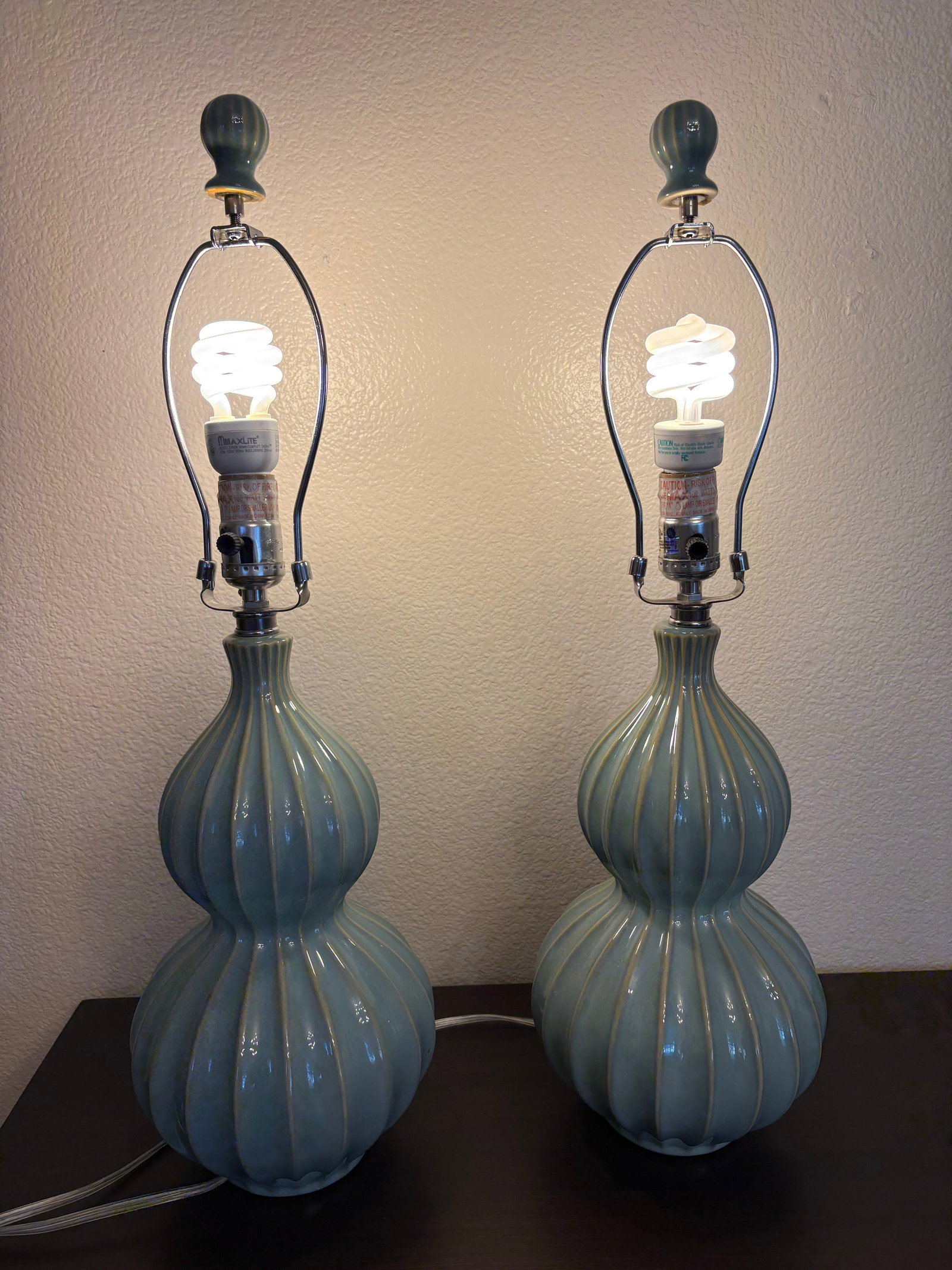 Mid Century Modern Ceramic Lamps, a Pair - 2