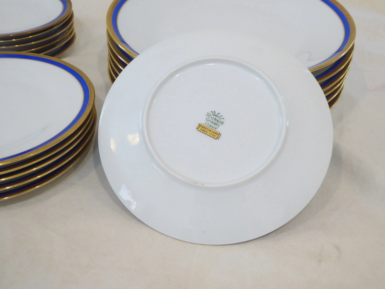 Vintage Ginori China Plates - Set 18 - 2