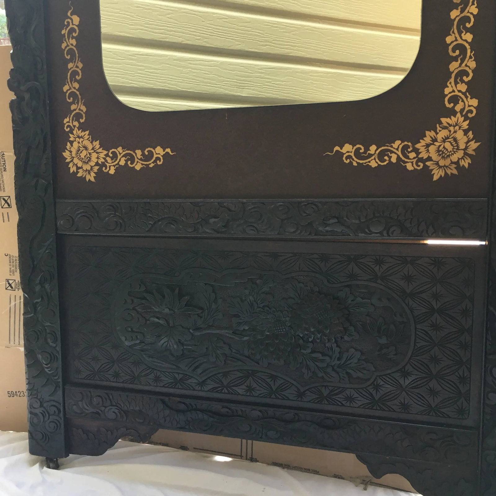 19th Century Asian Mirrored Carved Screen - 12