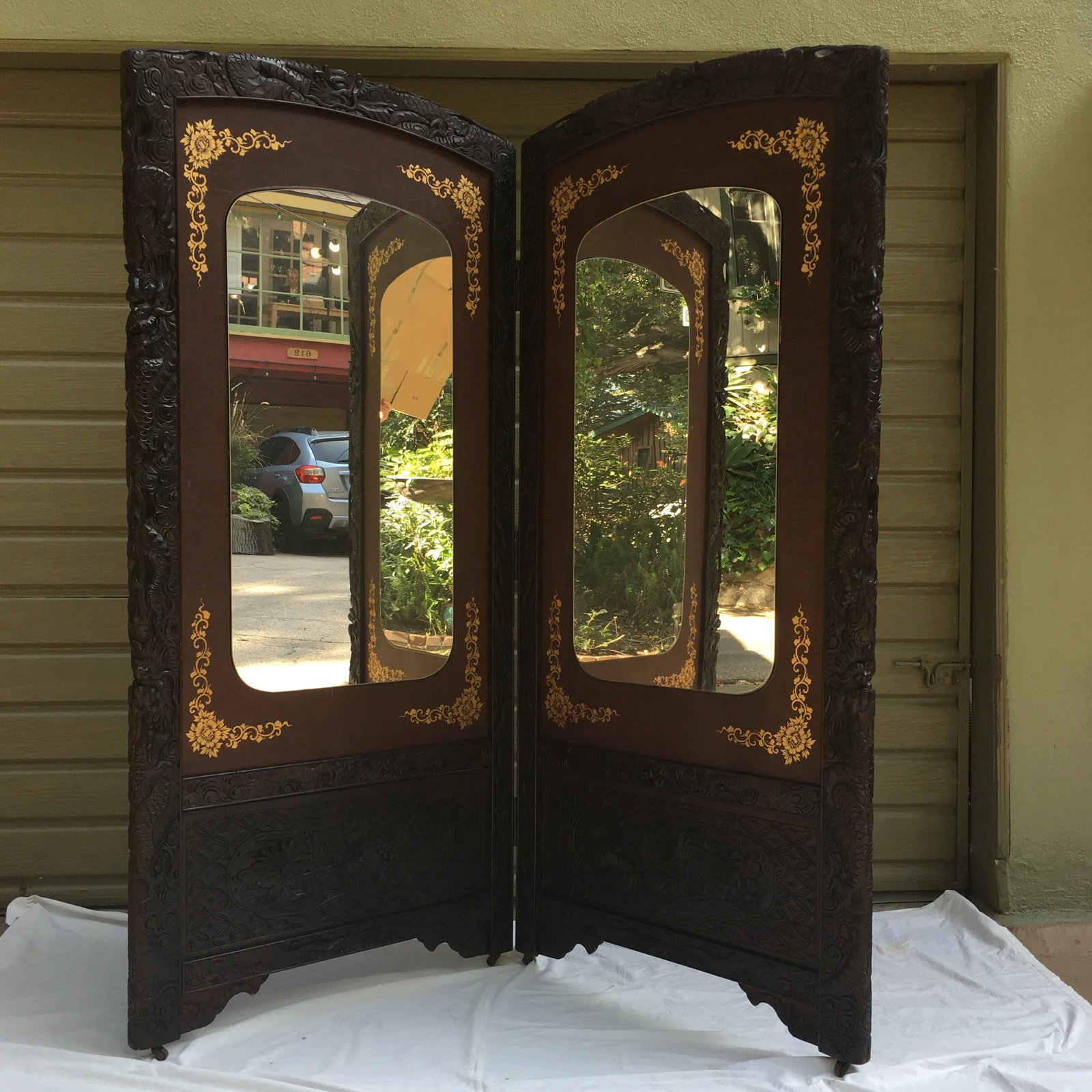 19th Century Asian Mirrored Carved Screen - 13