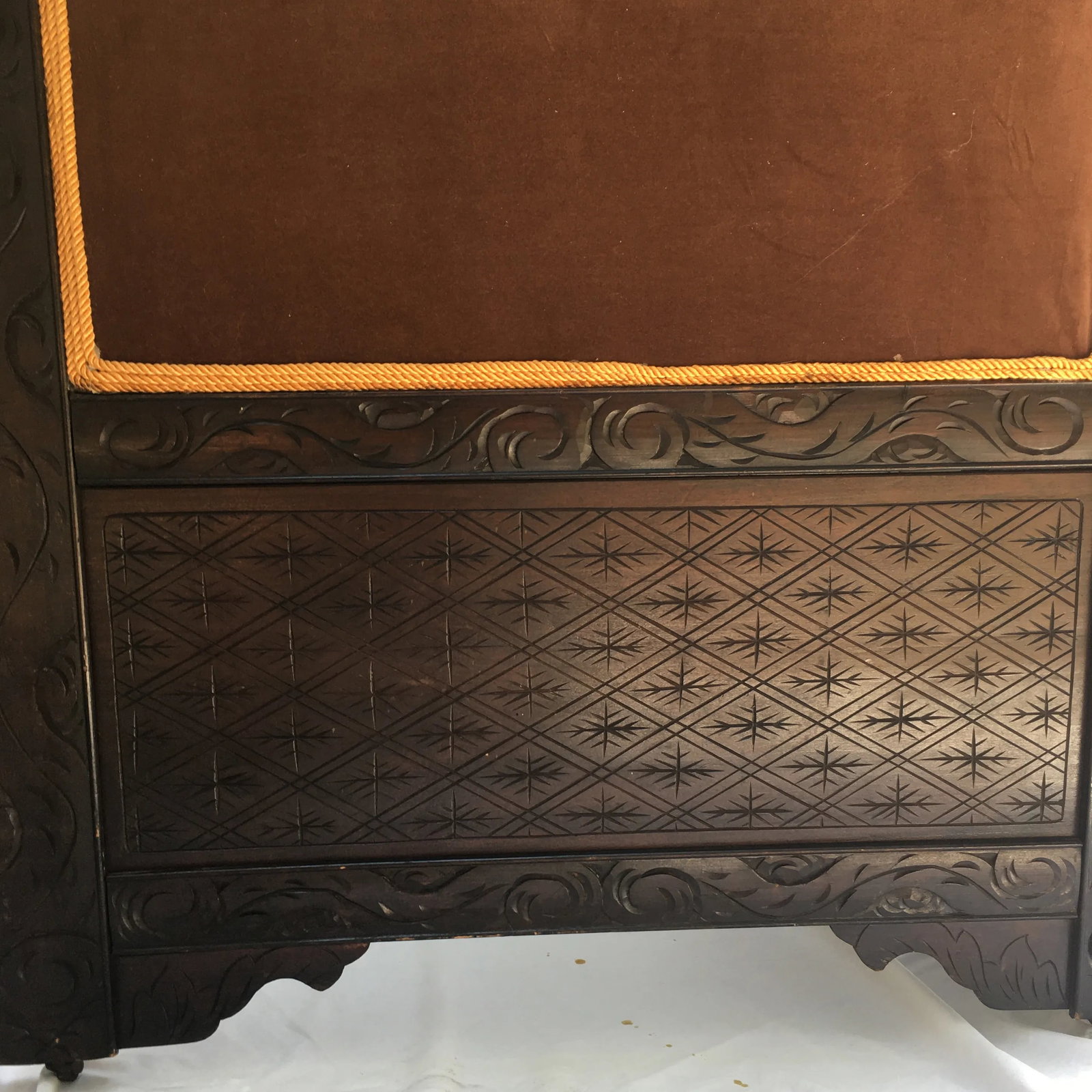 19th Century Asian Mirrored Carved Screen - 9