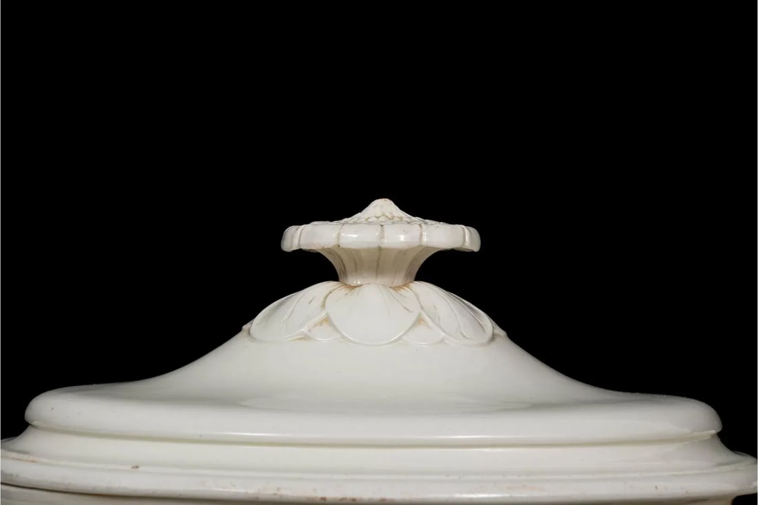 Large Early 19th Century Wedgwood Creamware Tureen - 5