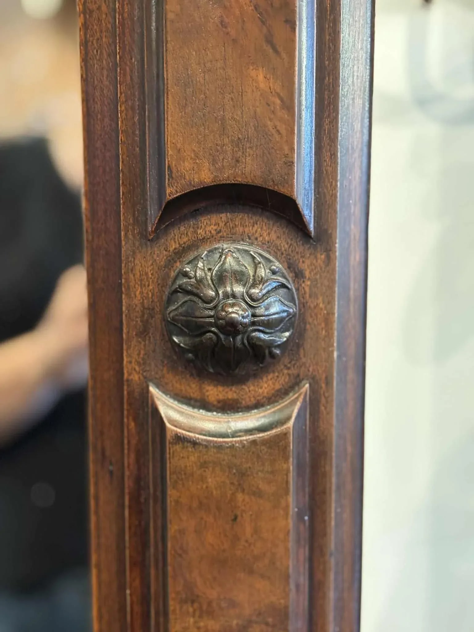 1910s Victorian Walnut Extra Tall Pier Mirror - 5