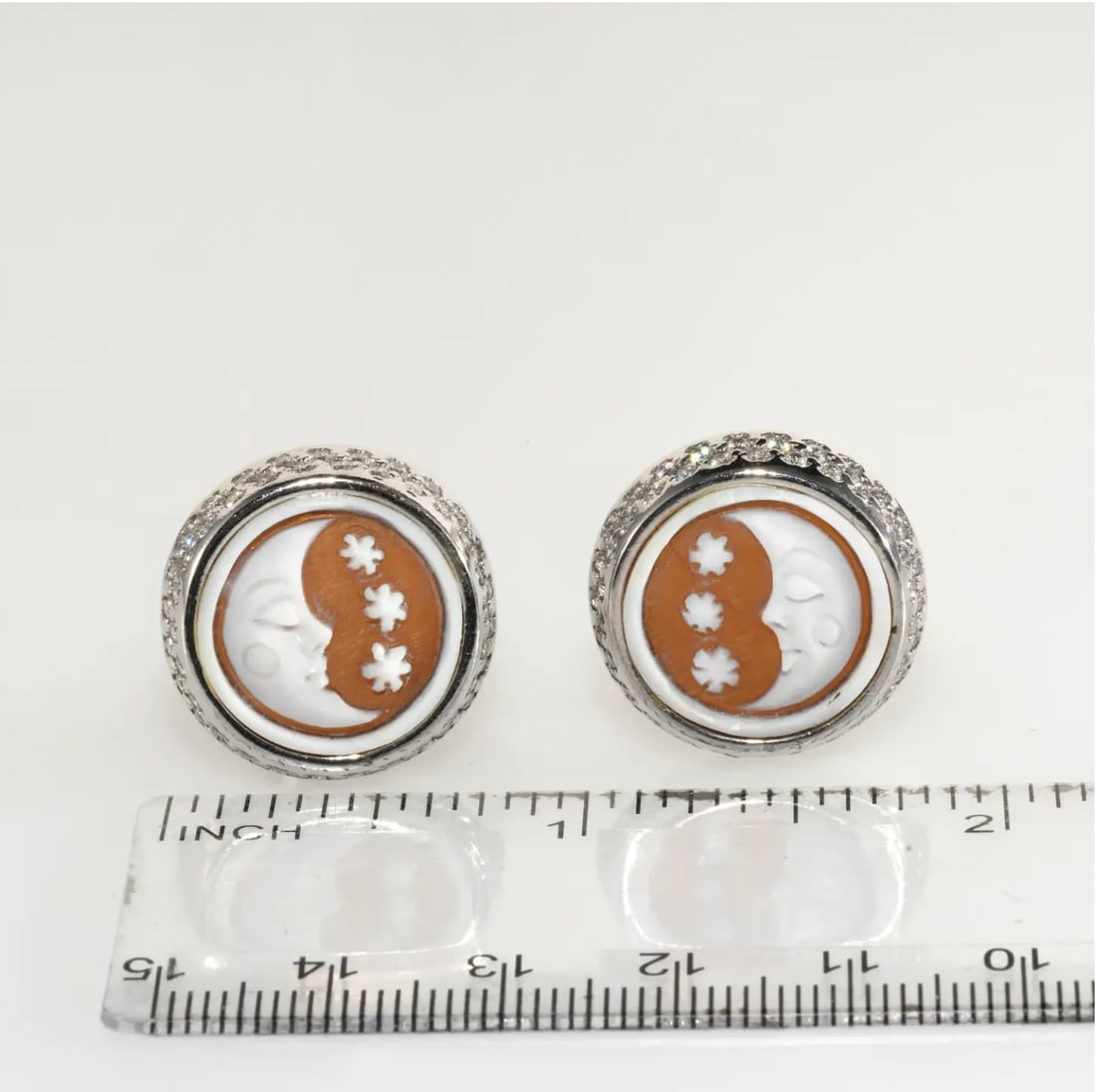 Sterling Silver Pierced Earrings Moon & Stars Carved Shell, A Pair - 3