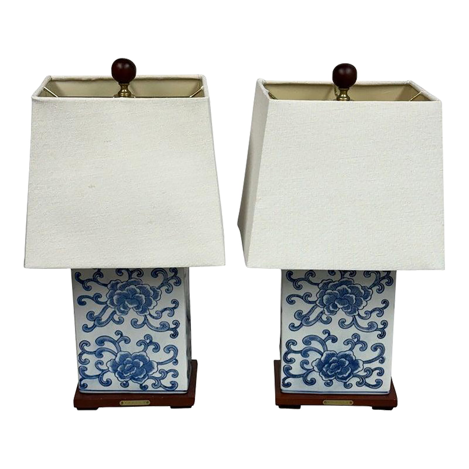 Set of 2 Ralph Lauren "Avalon" Blue Peony & Vine Painted Lamp With Square Cotton Shade: We are delighted to offer this for sale pair of Ralph Lauren Chinese table lamps. Please carefully examine the pictures to see the condition before purchasing, as they form part of the description. Me
