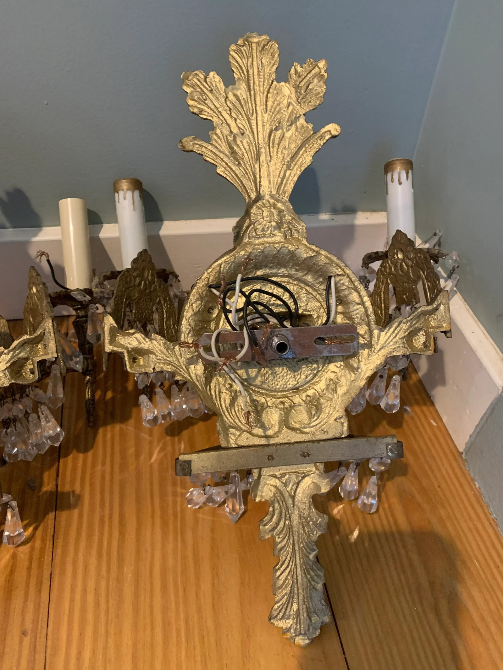 Early 20th Century French Art Deco Cut Crystal Sconces - a Pair - 6