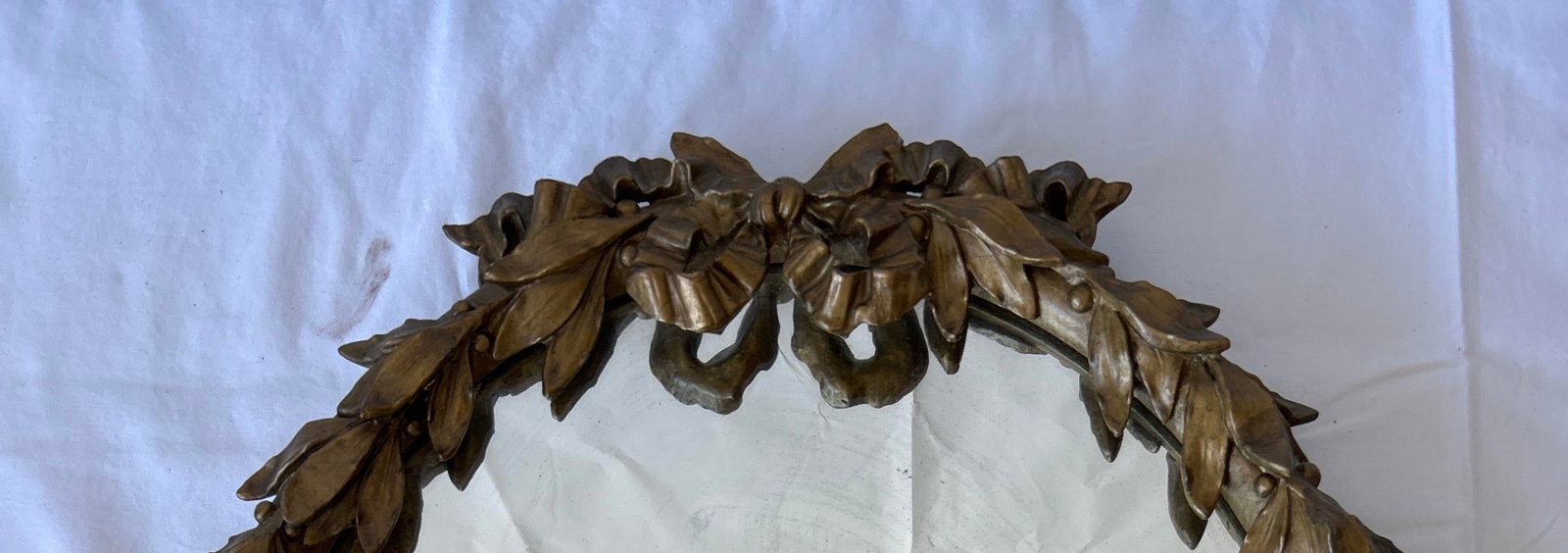 Neoclassical Gilt Laurel Wreath Mirror, 23" H X 19" W - 5