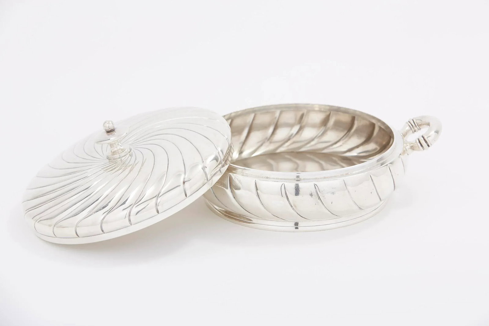 Early 20th Silverplate Tableware Covered Dish - 5