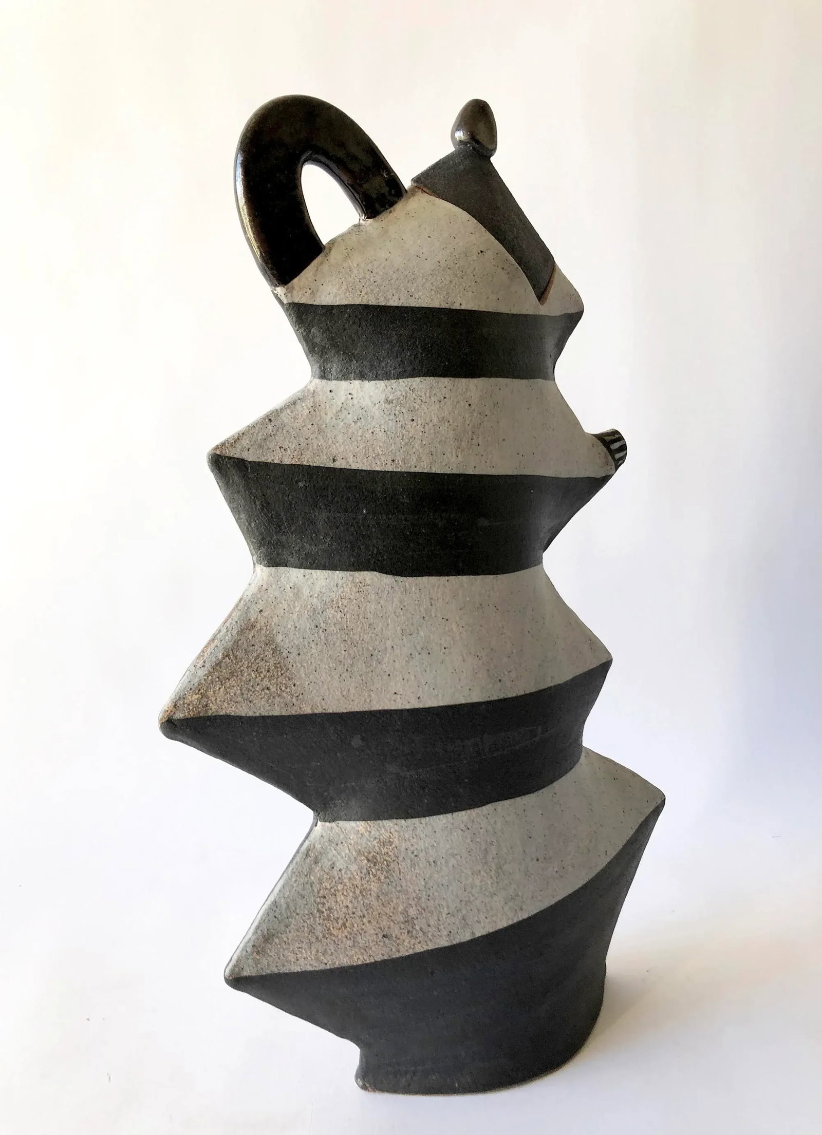 1980s Kazuko Matthews Stoneware Post Modern California Studio Zig Zag Tea Pot With Lid - 2