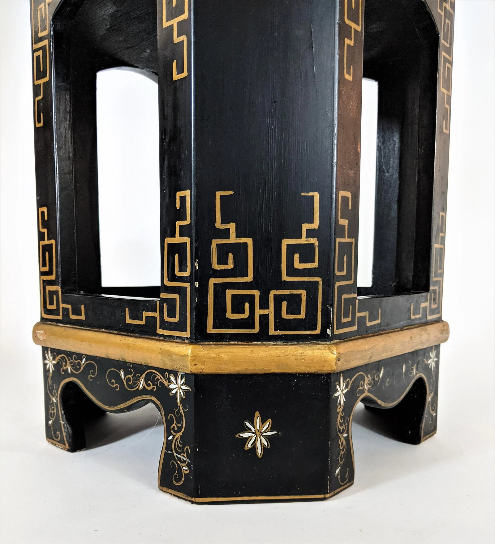 Vintage Oriental Wood Mother of Pearl Planter Jardiniere - 9