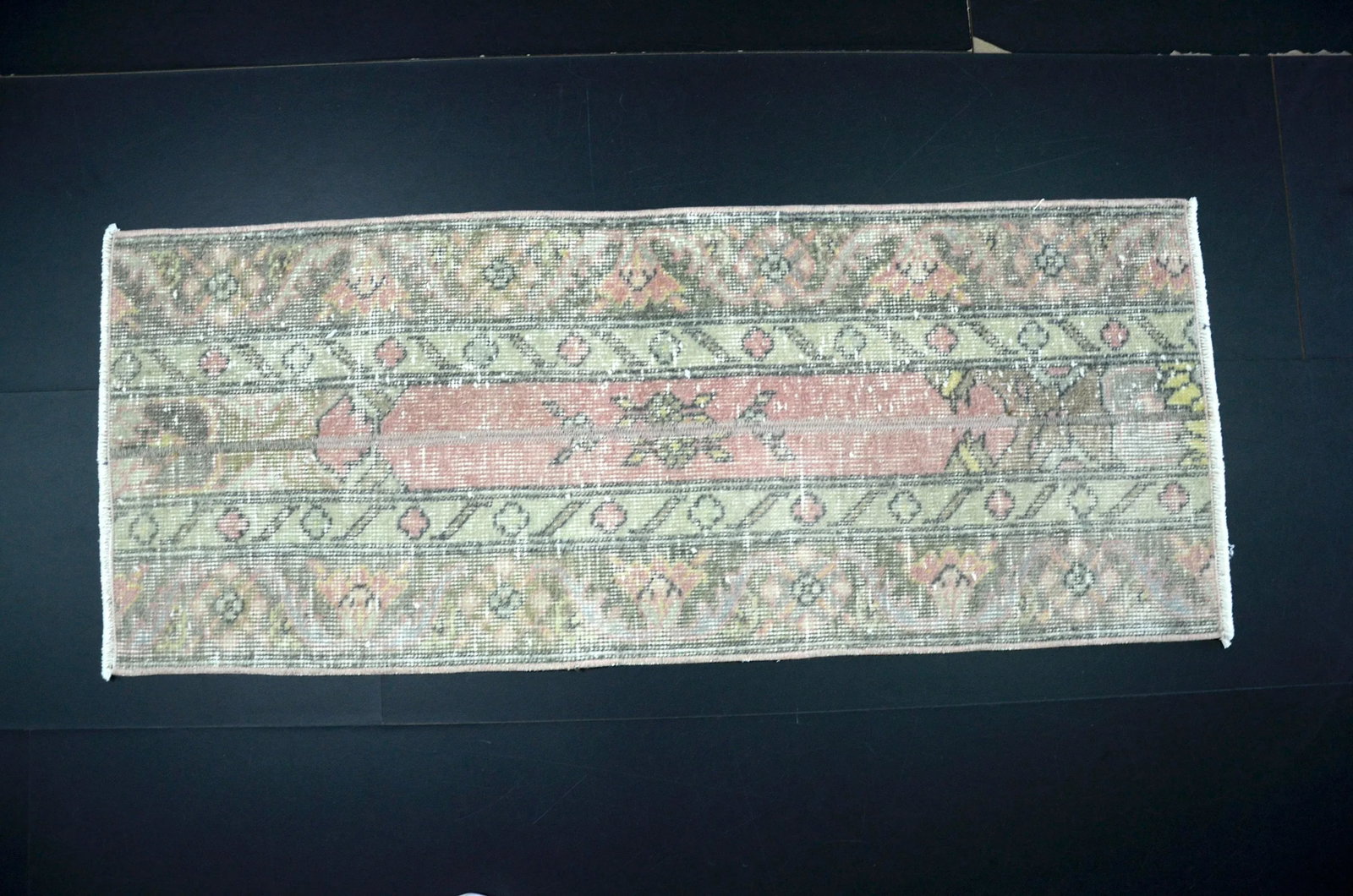 1960s Vintage Anatolia Faded Rug - 2