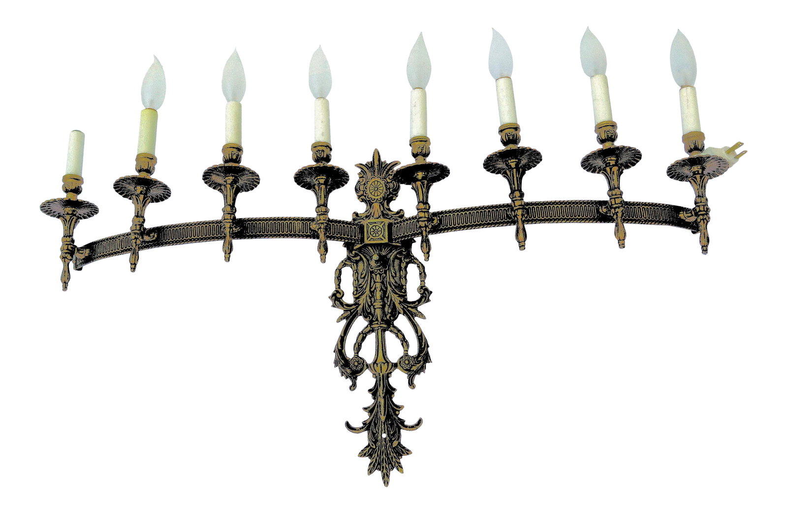 1950s Hollywood Regency 8 Light Single Brass Wall Sconce: This is a rare example of a Hollywood Regency single sconce. It is large enough to represent an ordinary pair of 4 light sconces for any intimate setting you so choose. The intricate brass work is