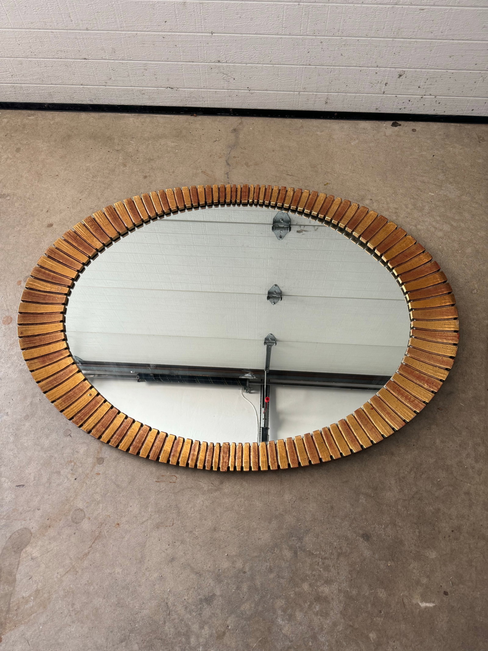 Vintage Hollywood Regency Eyelash Mirror - 3