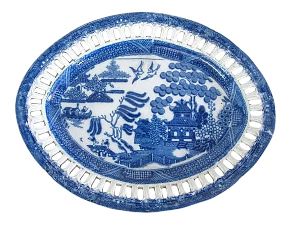 C. 1840 Ribbon-Edge Willow Platter: Antique English Willow platter with ribbon-edge. Made circa 1840. No maker's mark. Condition: Alterations: Original Condition Unaltered Imperfections: Some Imperfections Condition Notes: Very Good;