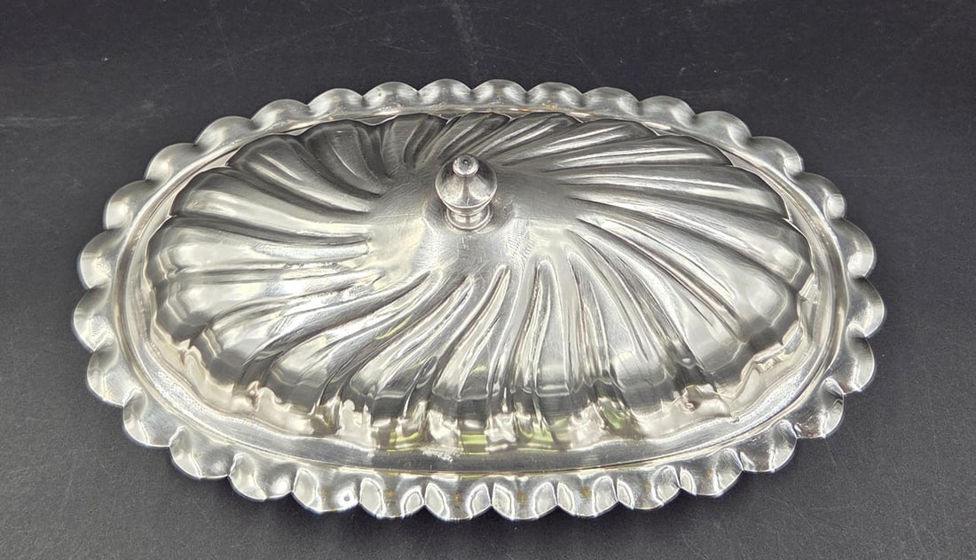 Mid 20th Century Sheffield Victorian Style Silver Plated Spiral Covered Butter Dish W/ Glass Insert - 3